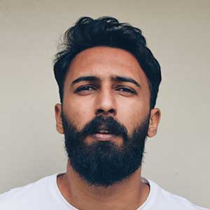 ياسر العبادى